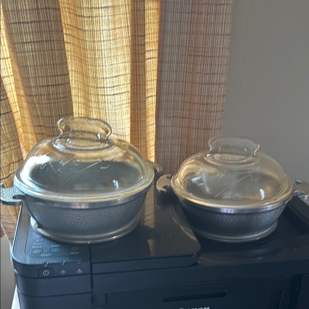 Silver and Gray Cookware Set with Glass Lids